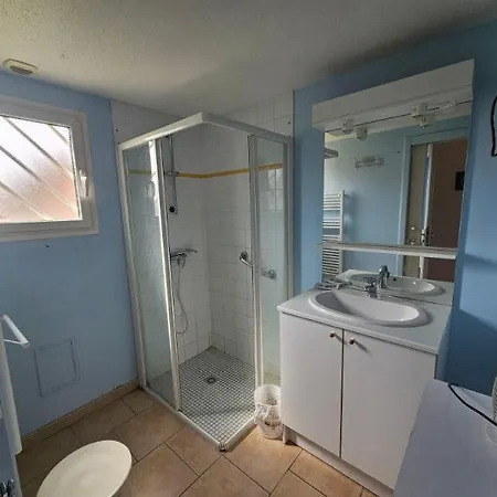 Tatil Evi Maison Individuelle Calme Saint-Georges-de-Luzençon